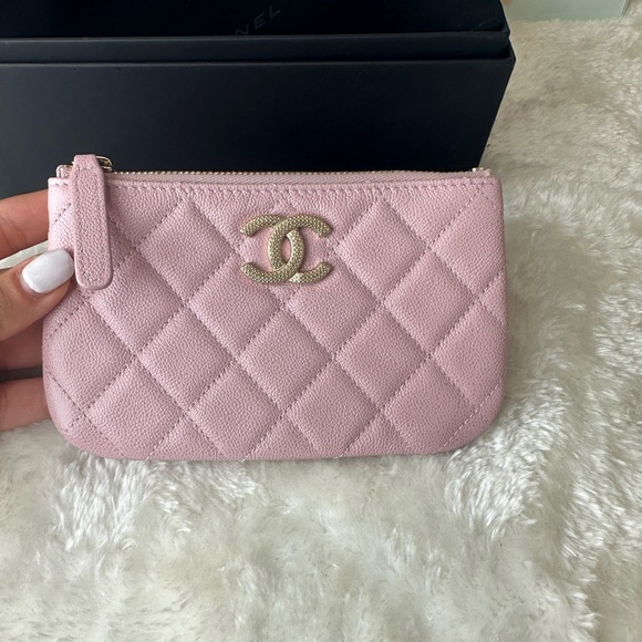 Chanel pouch - Picture 3 of 8